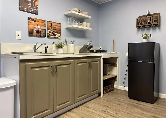 Rejuvenation Cottage - Wine Country Tranquility